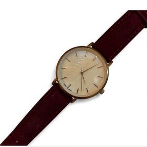 Elegant vintage brown Leather Strap Watch